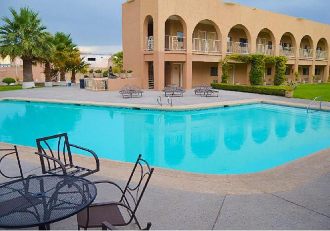 Hotel Santa Fe Camargo المظهر الخارجي الصورة
